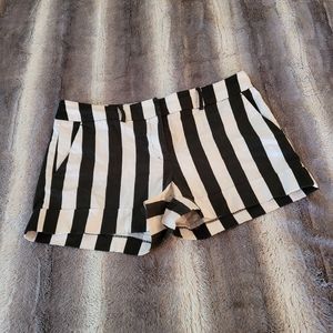 New York and Company shorts size 14
